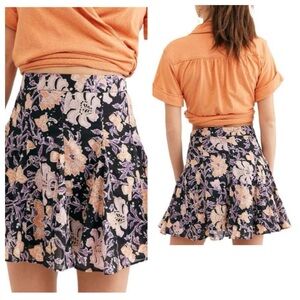 Free People End of the Island Floral mini skirt size 6